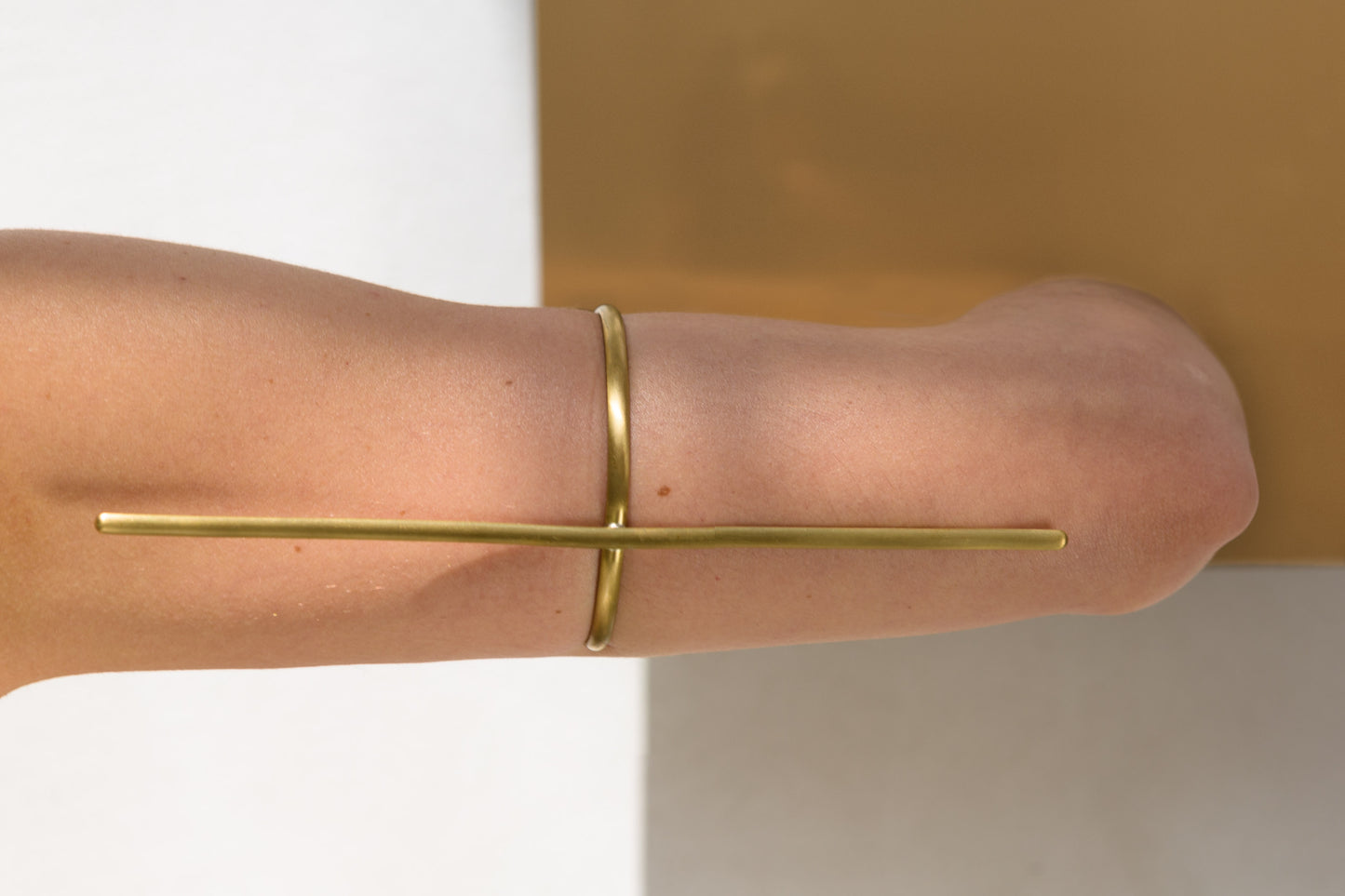 line bracelet