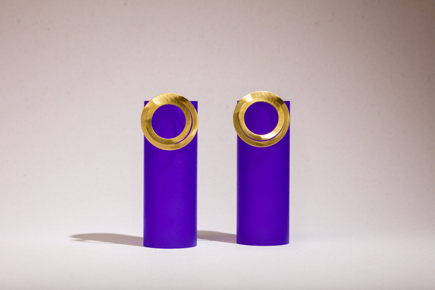 O2 earrings