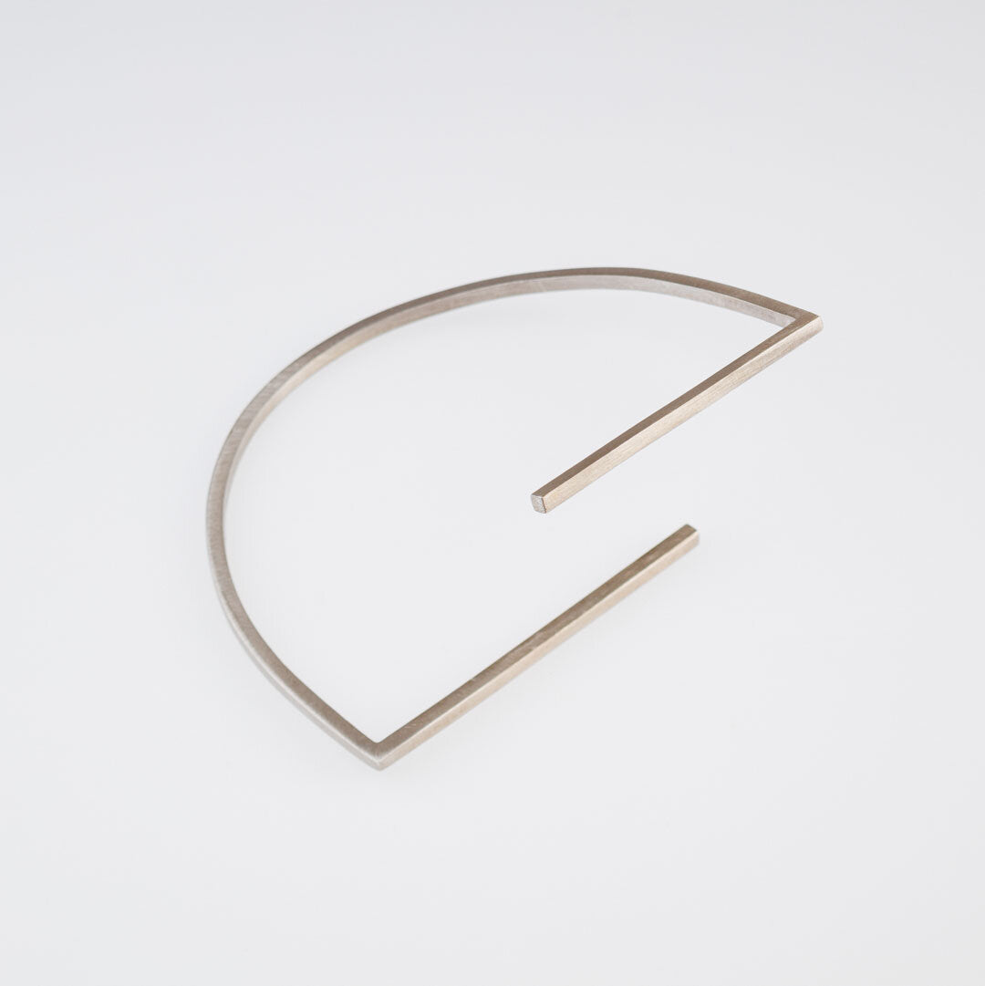 Open D bracelet