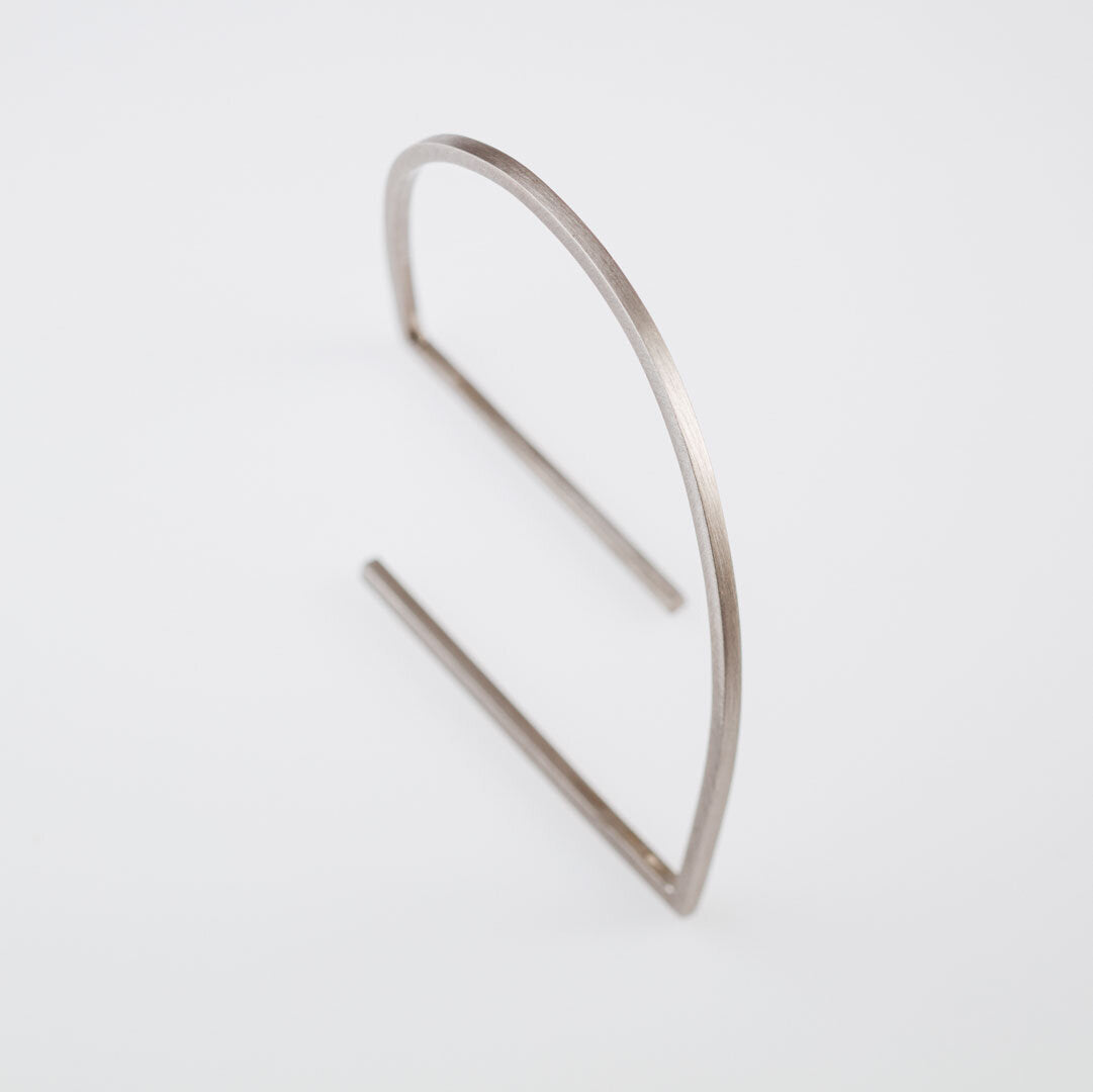 Open D bracelet