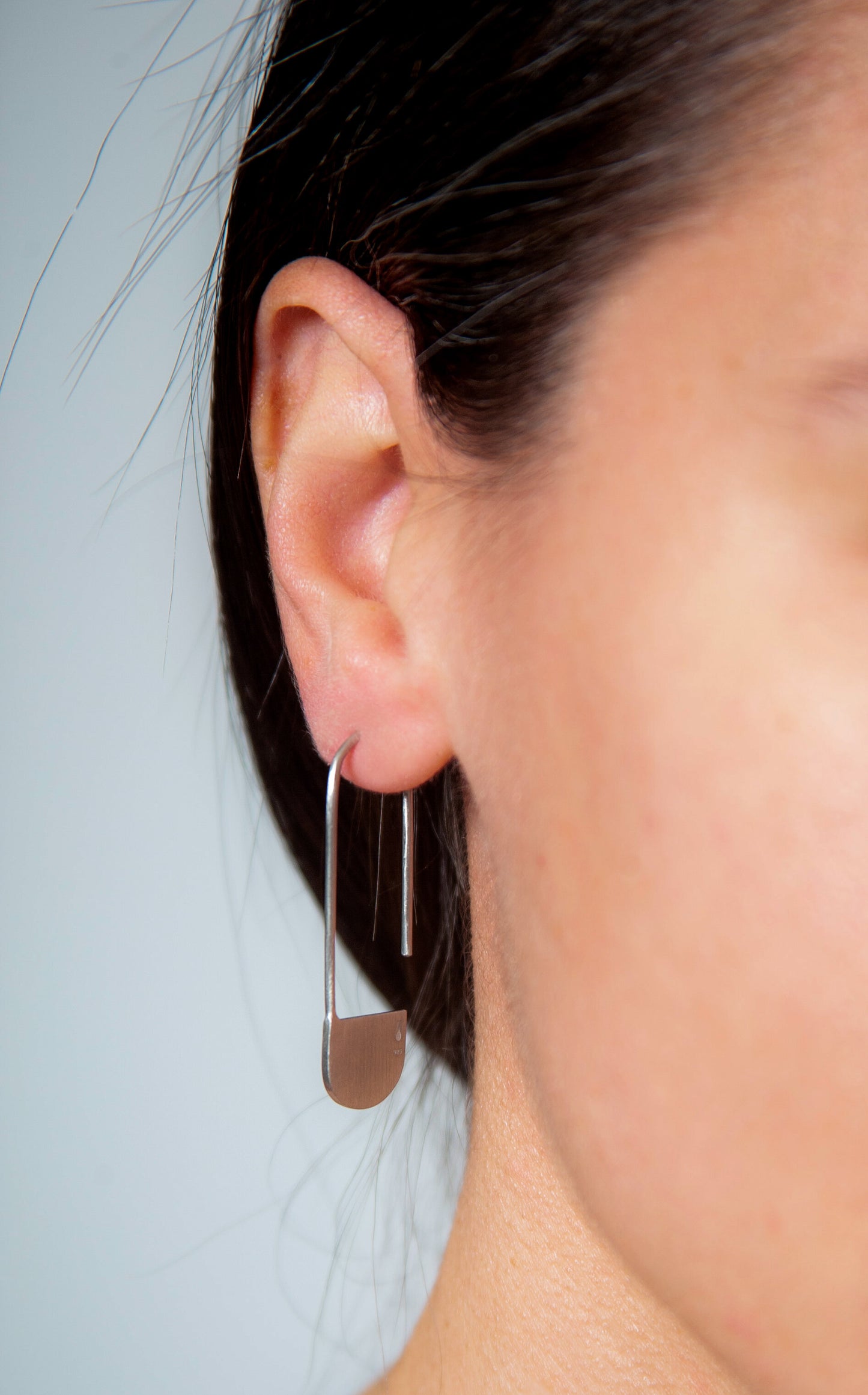 D Long earrings