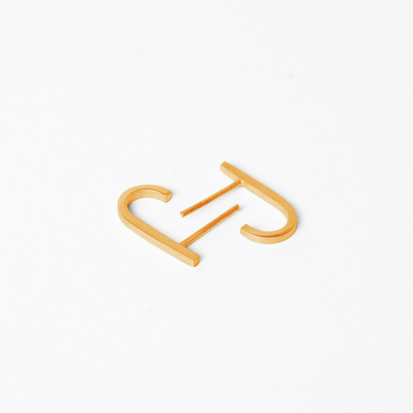 I earrings