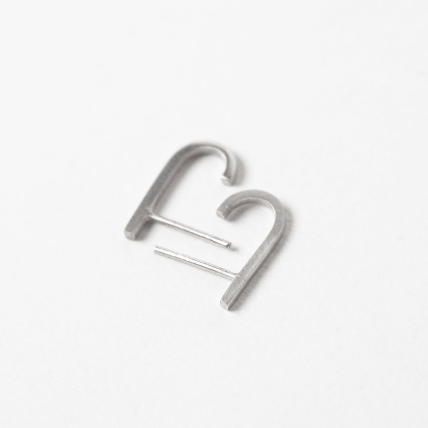 I earrings